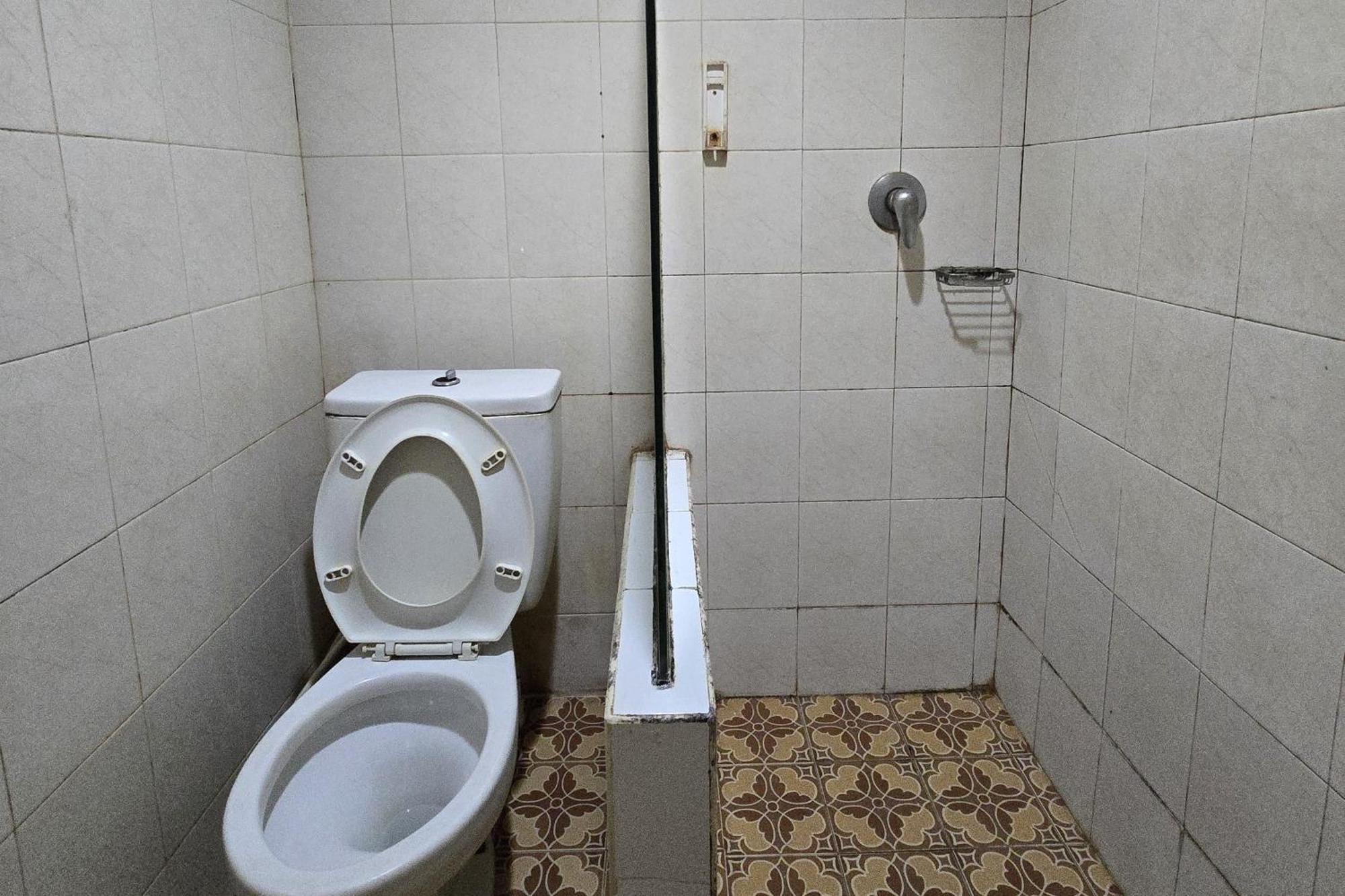 Hotel Maxim Kwitang Jacarta Quarto foto
