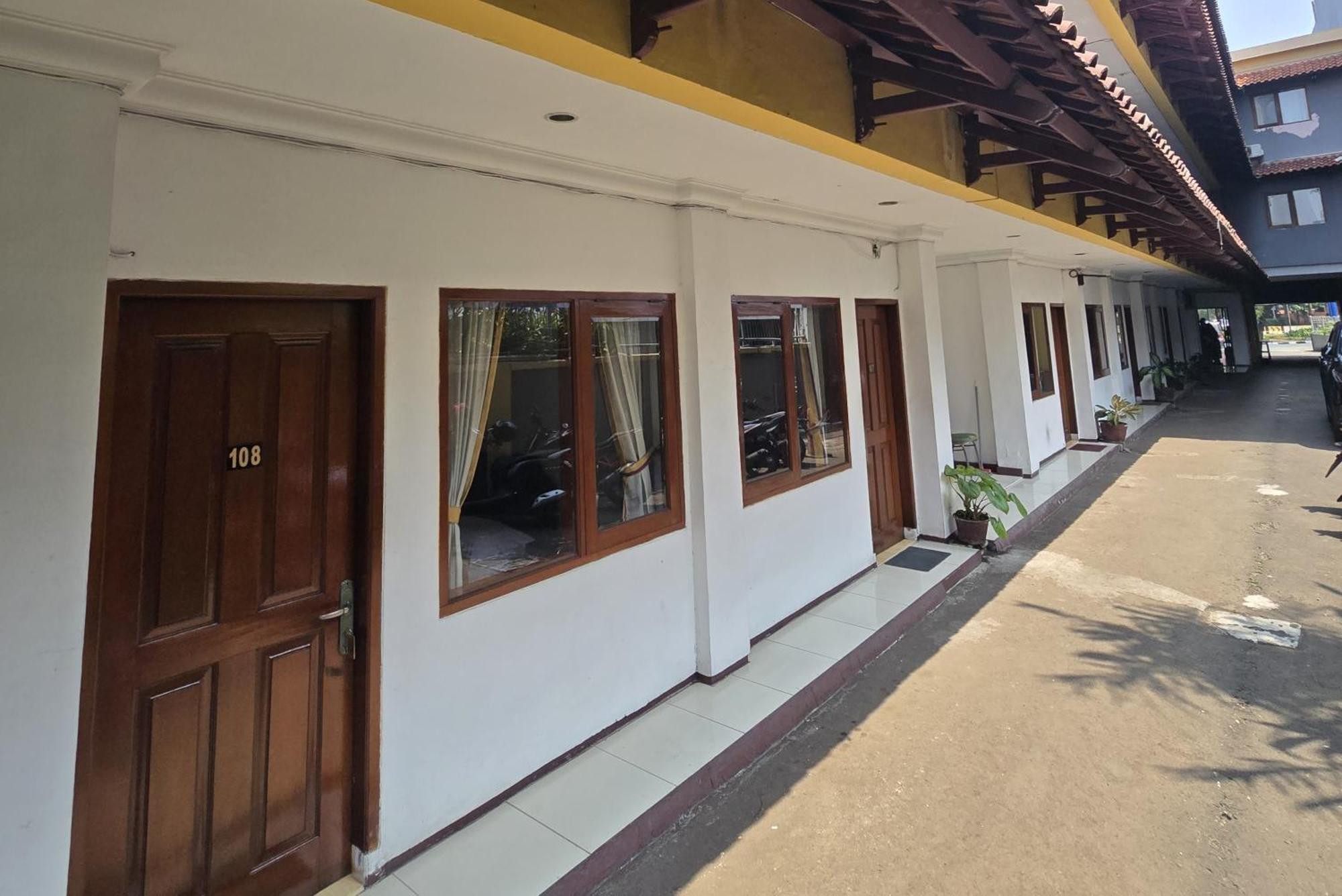 Hotel Maxim Kwitang Jacarta Exterior foto