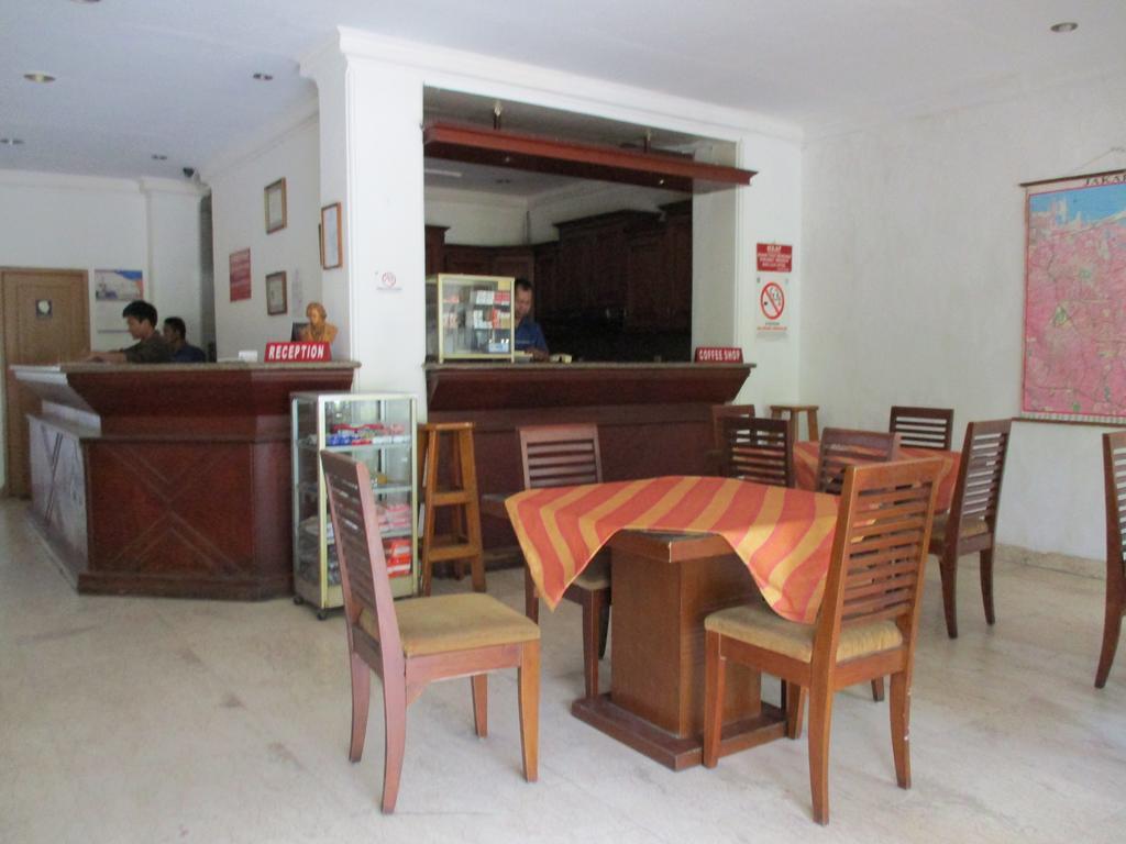Hotel Maxim Kwitang Jacarta Exterior foto