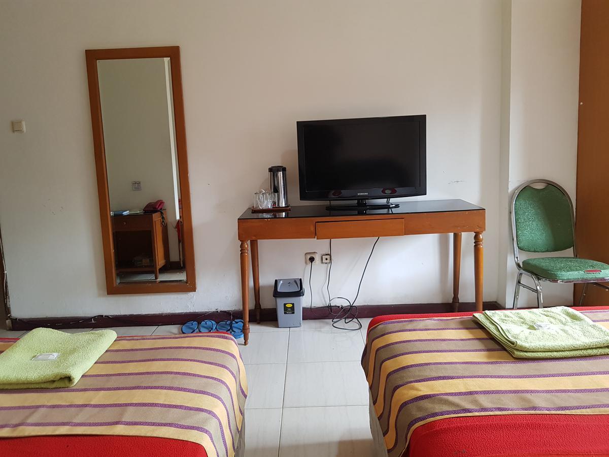 Hotel Maxim Kwitang Jacarta Exterior foto