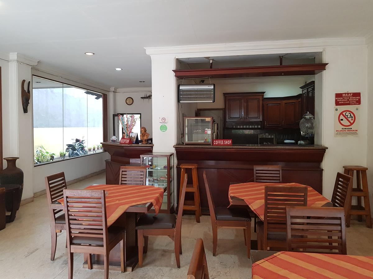 Hotel Maxim Kwitang Jacarta Exterior foto