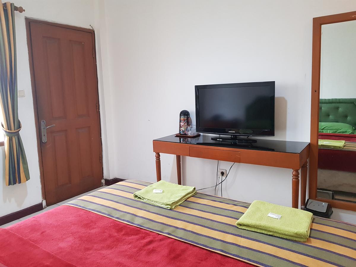 Hotel Maxim Kwitang Jacarta Exterior foto