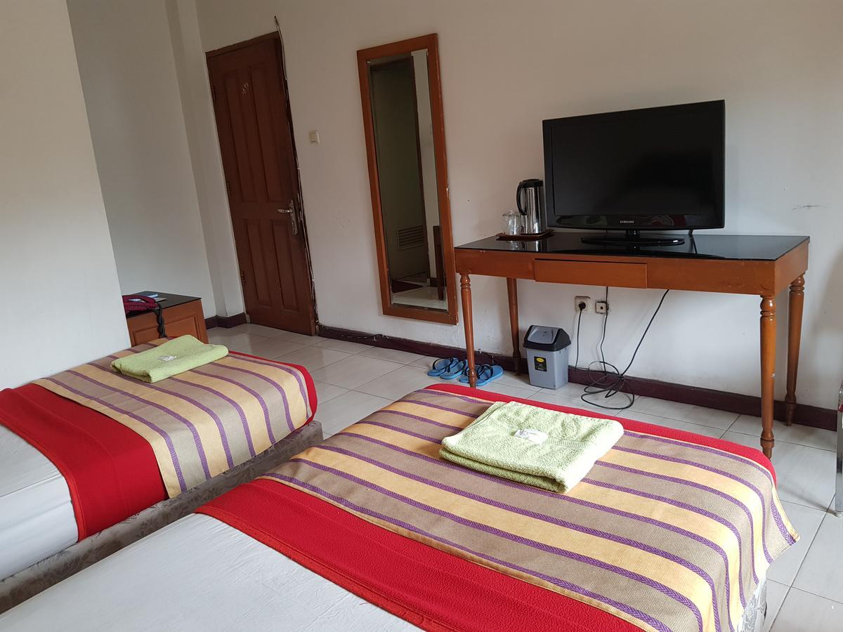 Hotel Maxim Kwitang Jacarta Exterior foto